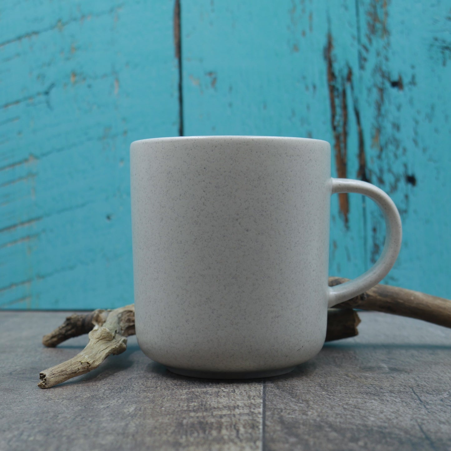 Tasse maman mésange avec son petit et fleurs roses