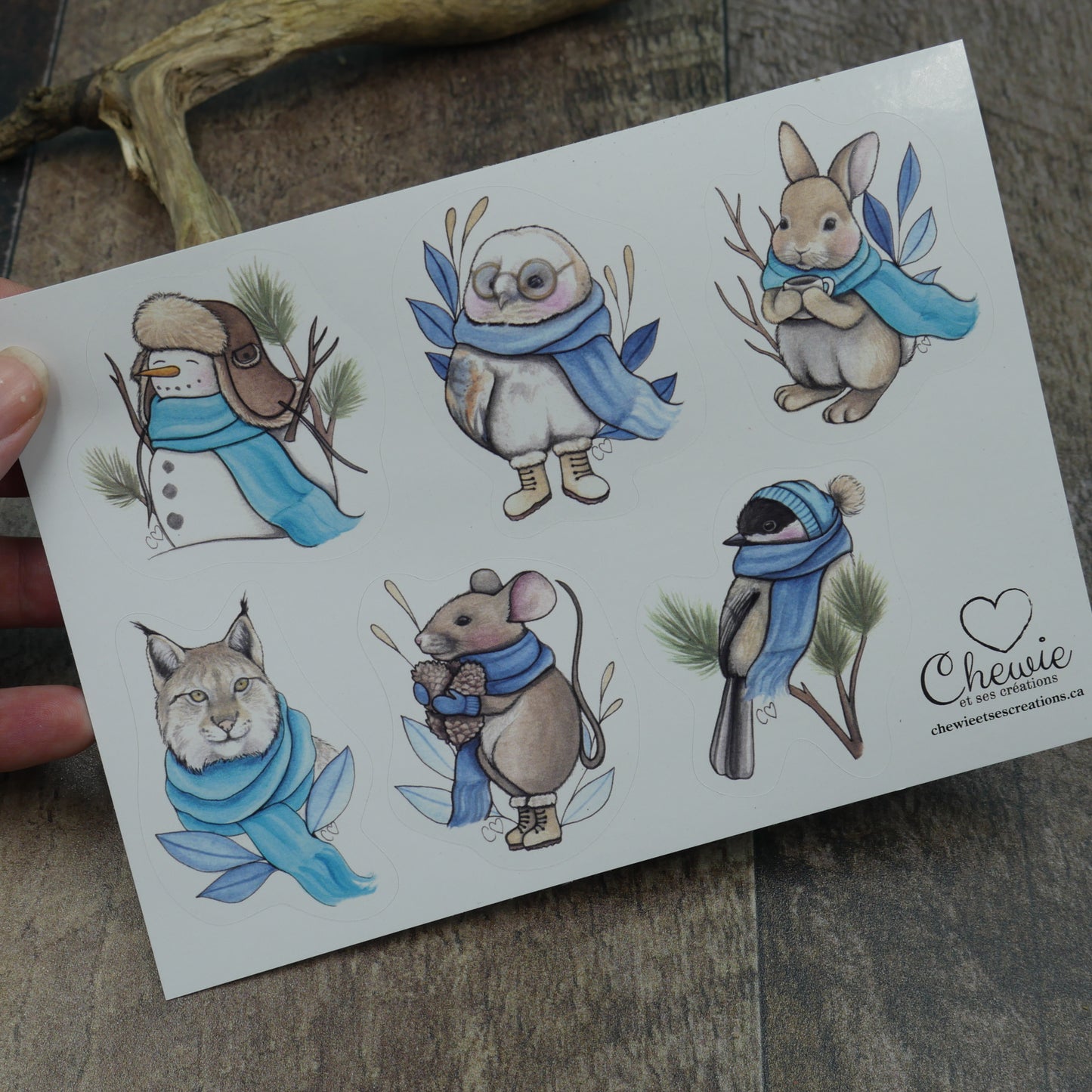 feuille d'autocollants avec animaux d'hiver