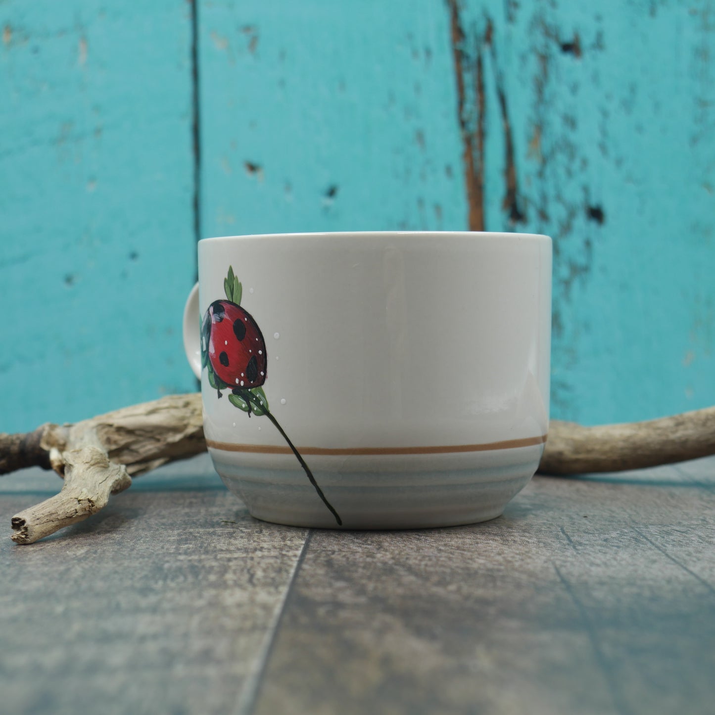 Petite tasse coccinelle