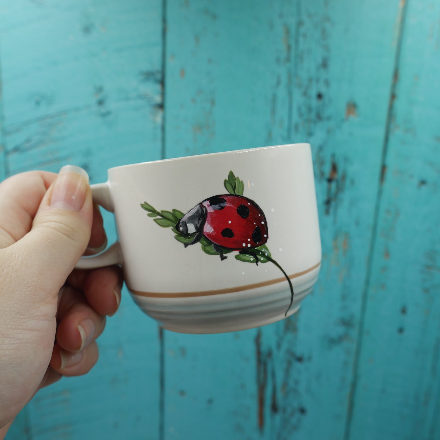 Petite tasse coccinelle