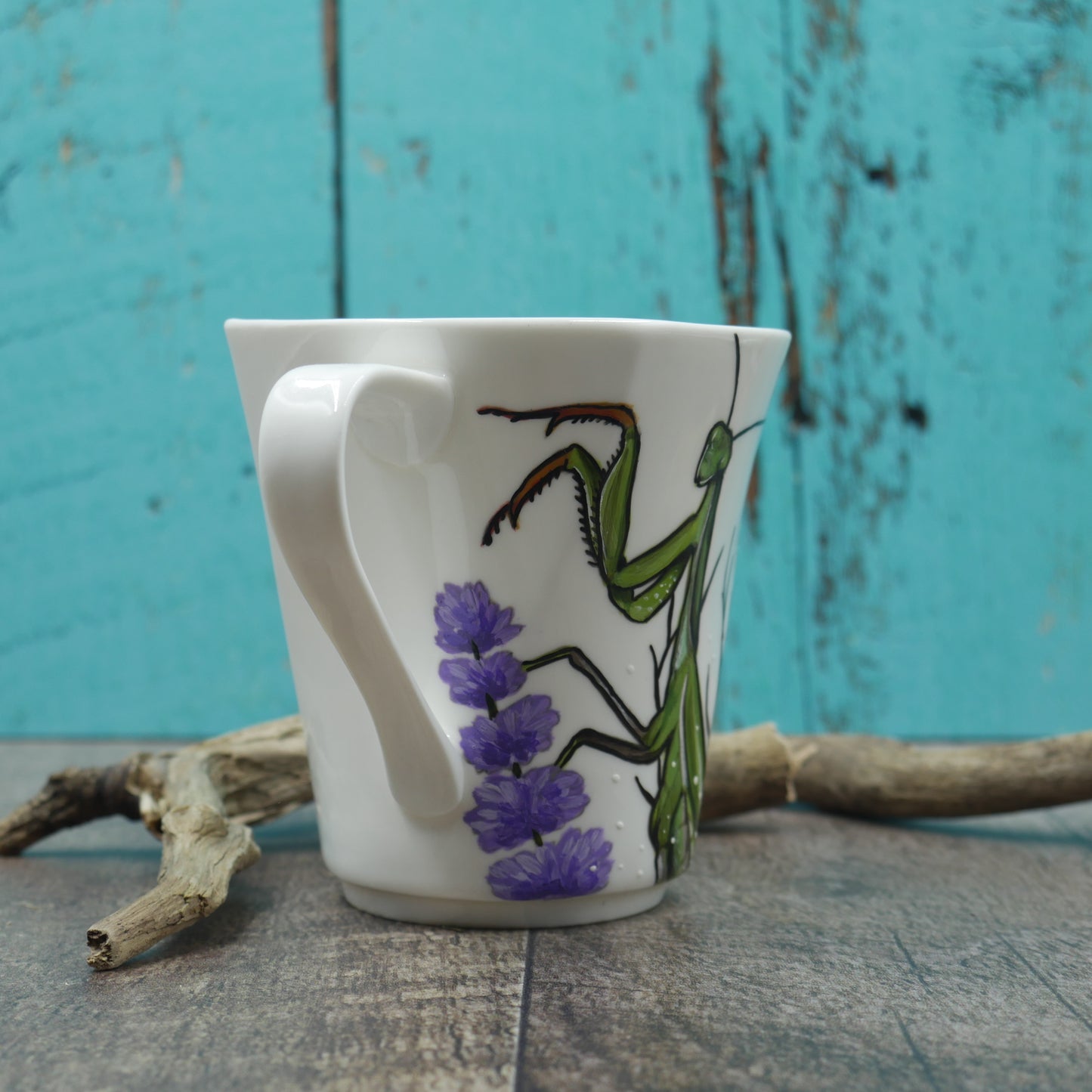 Tasse Mante religieuse