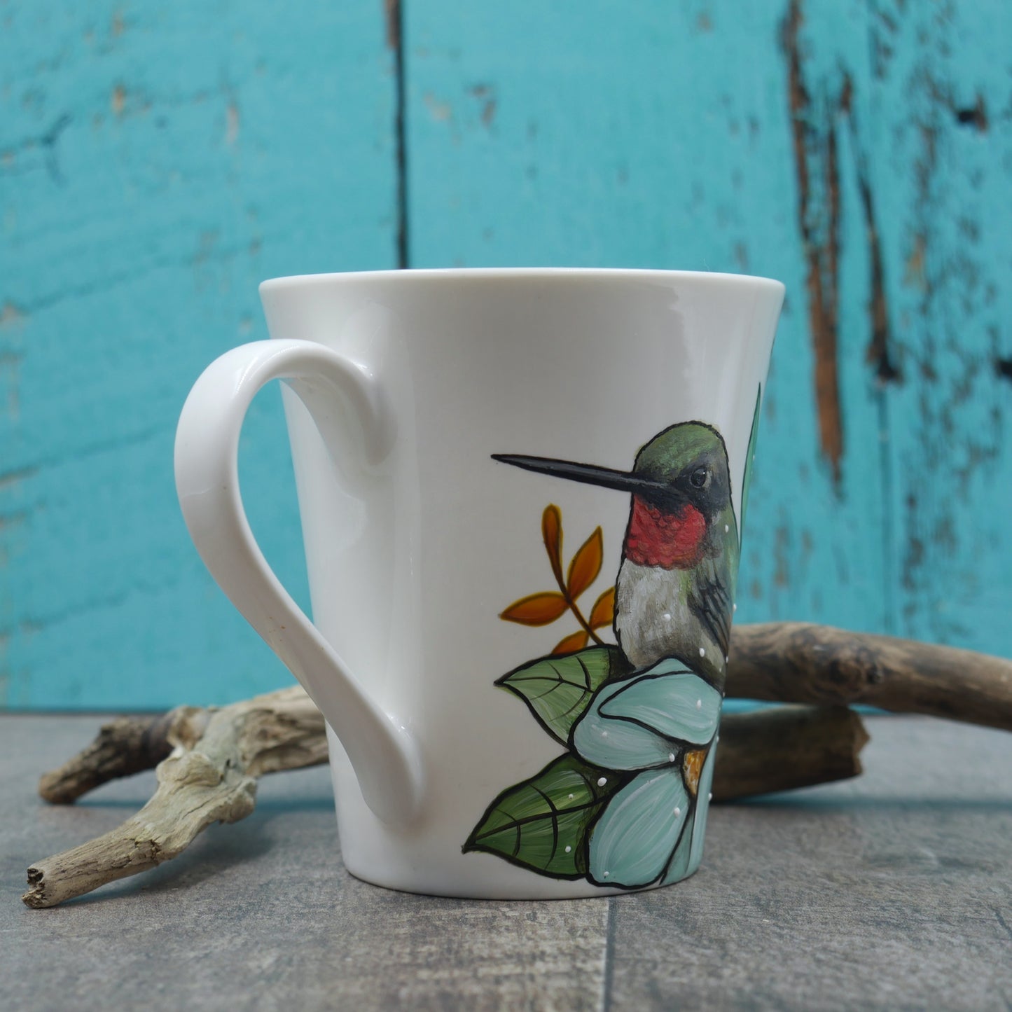 Tasse colibri à gorge rubis avec fleur peinte à la main
