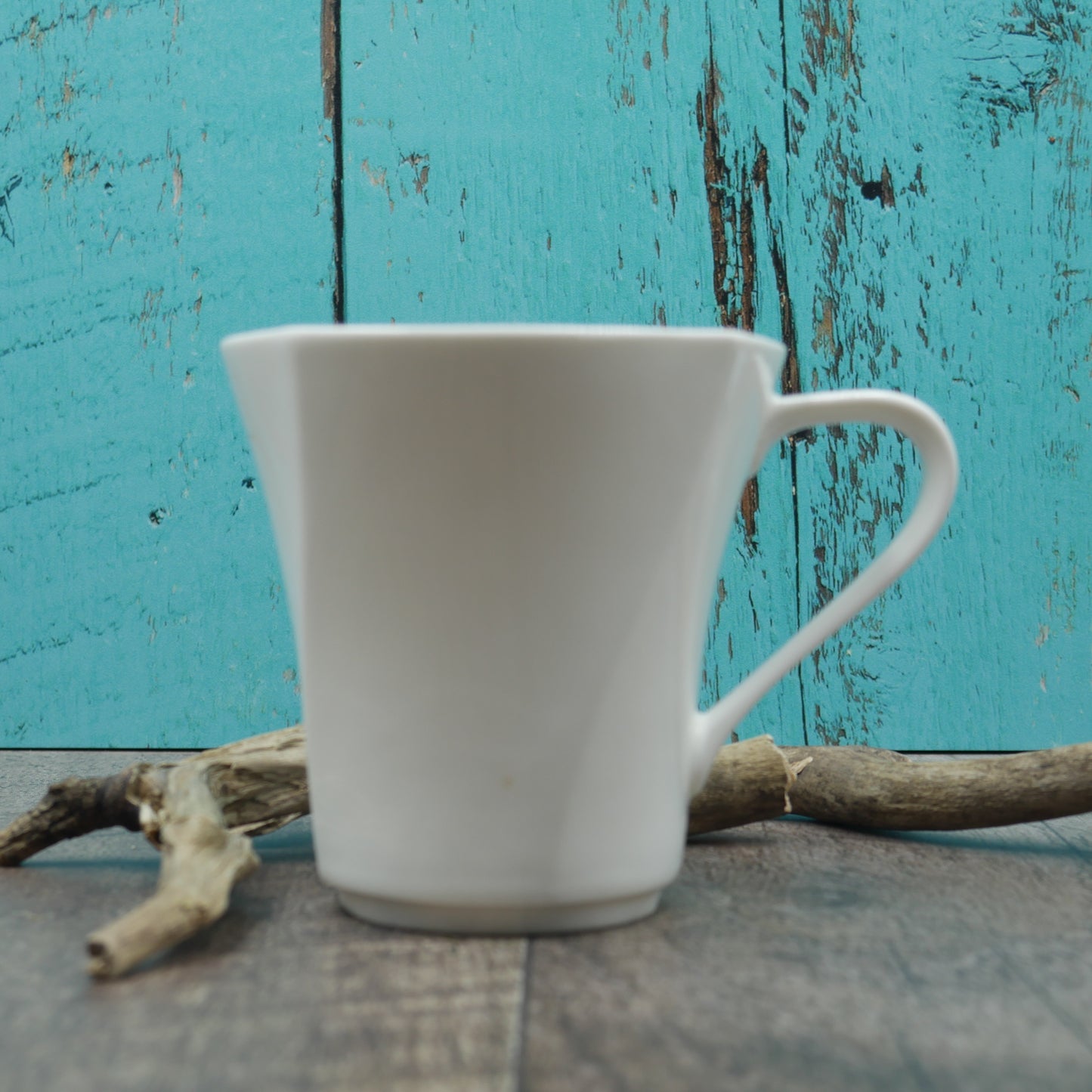 Tasse Mante religieuse